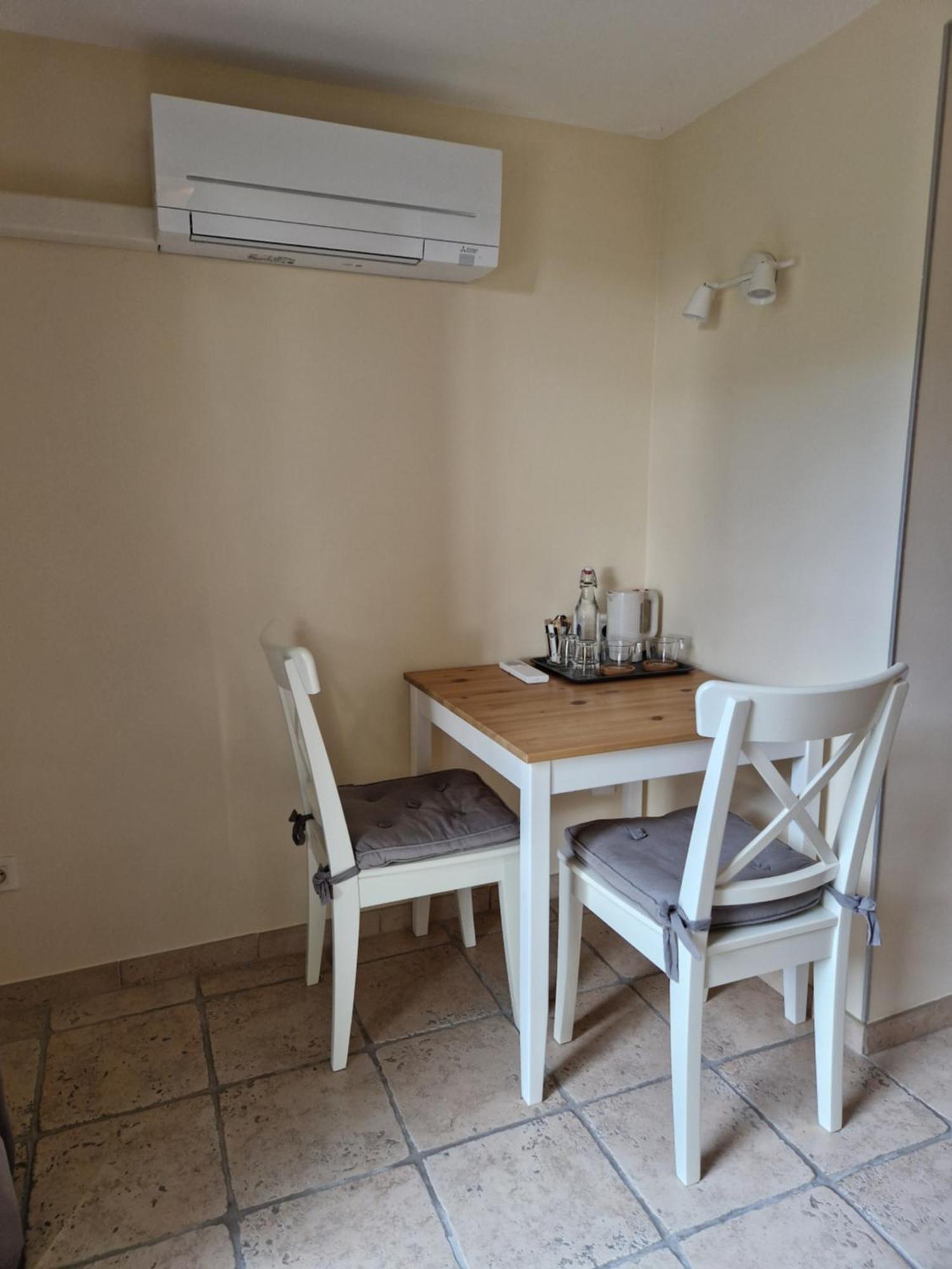 Villa Thebaide Chambres D'Hotes Laudun Cameră foto